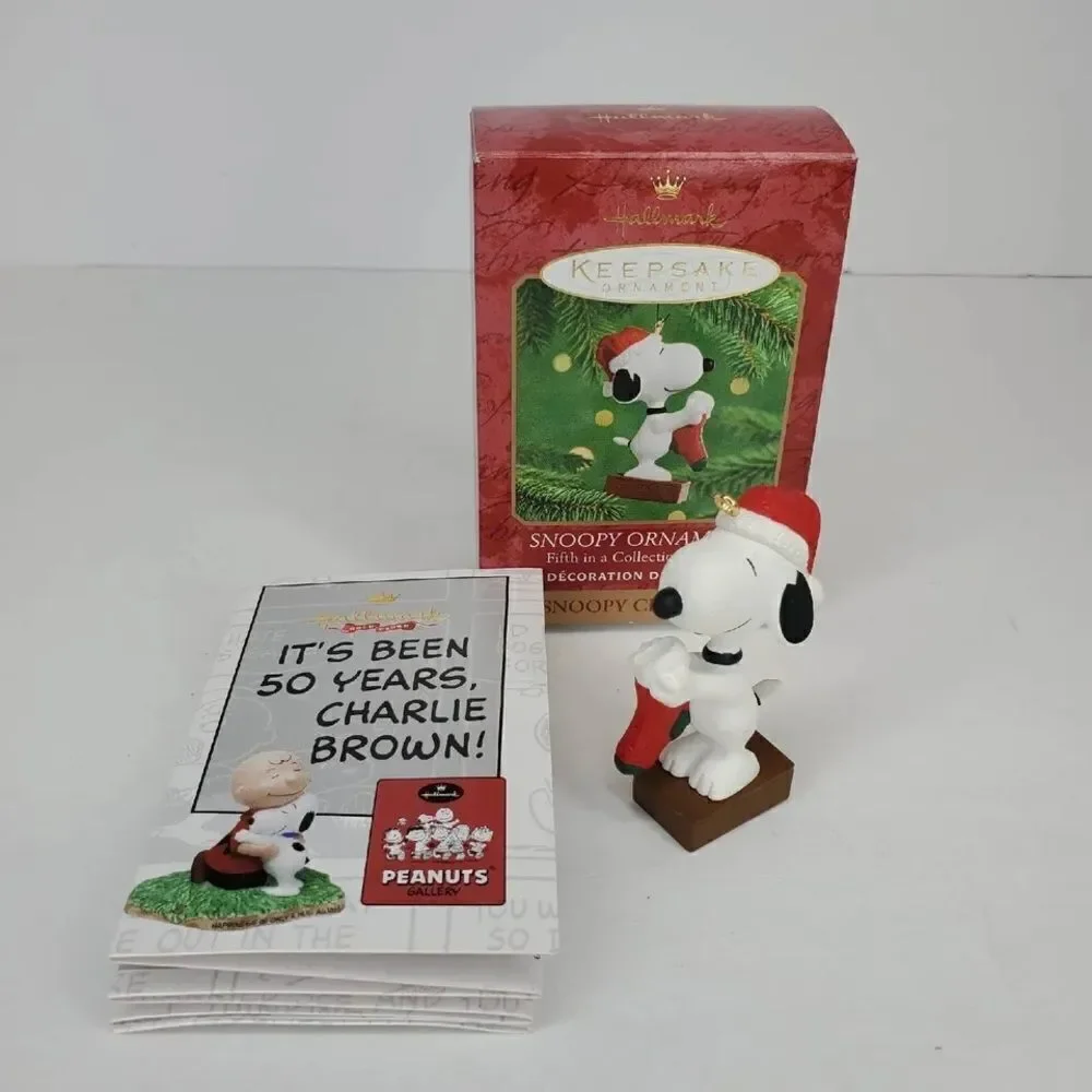 Vintage peanuts Snoopy Hallmark Keepsake OrnamentSnoopy Christmas Peanuts NIB
